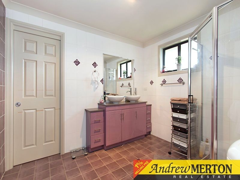 76 Farmingdale Drive, Blacktown NSW 2148