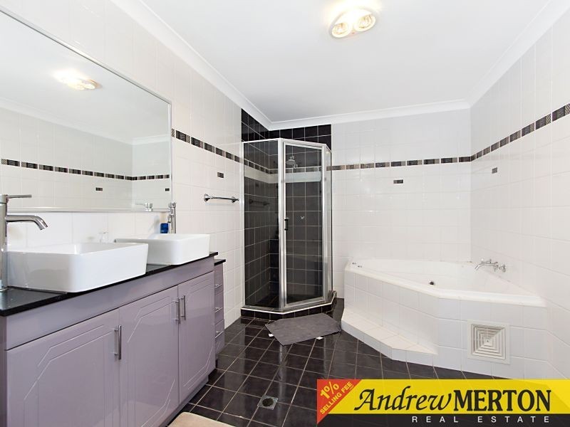 76 Farmingdale Drive, Blacktown NSW 2148