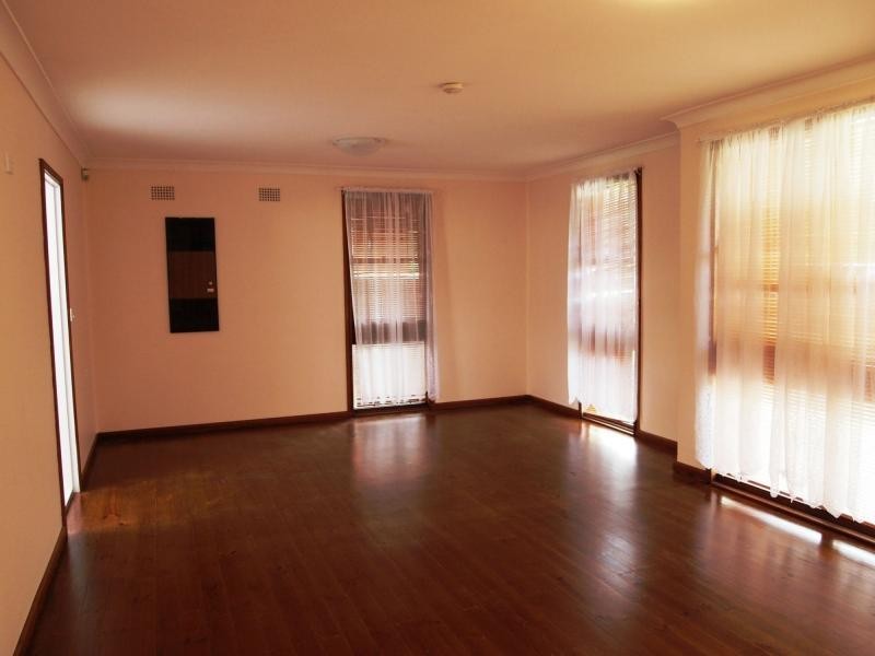 203 Popondetta Road, Blackett NSW 2770