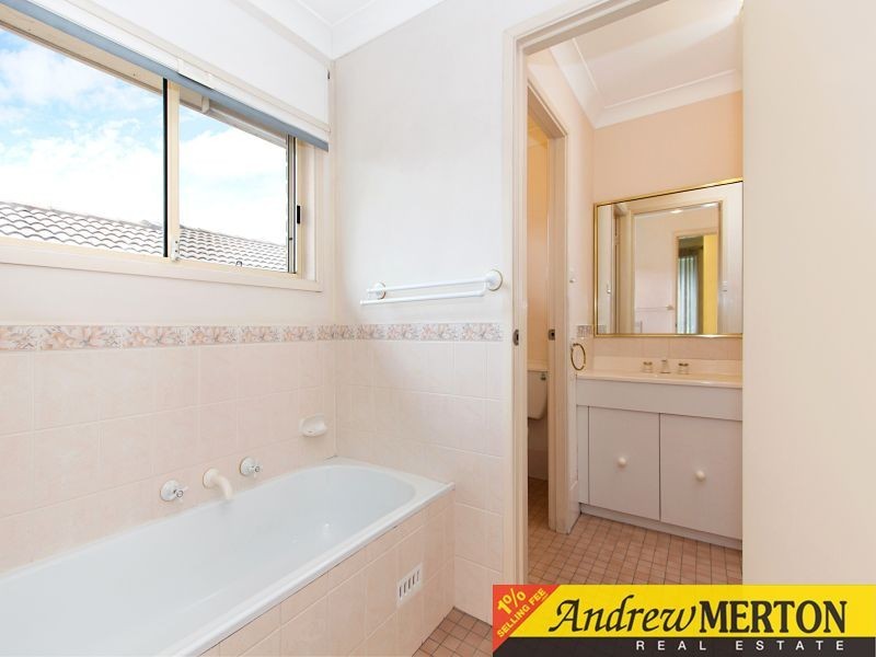 8 Barnier Drive, Quakers Hill NSW 2763