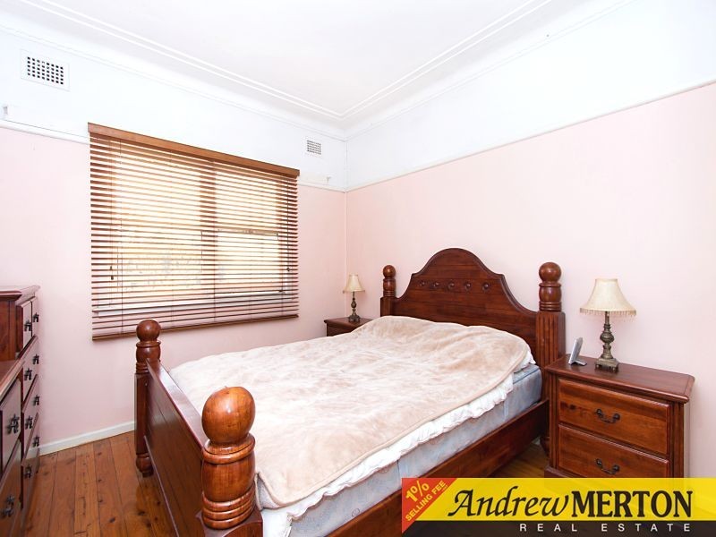 16 Savery Crescent, Blacktown NSW 2148