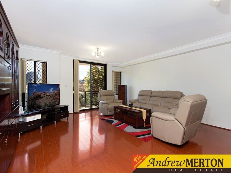 2/9 Griffiths Street, Blacktown NSW 2148