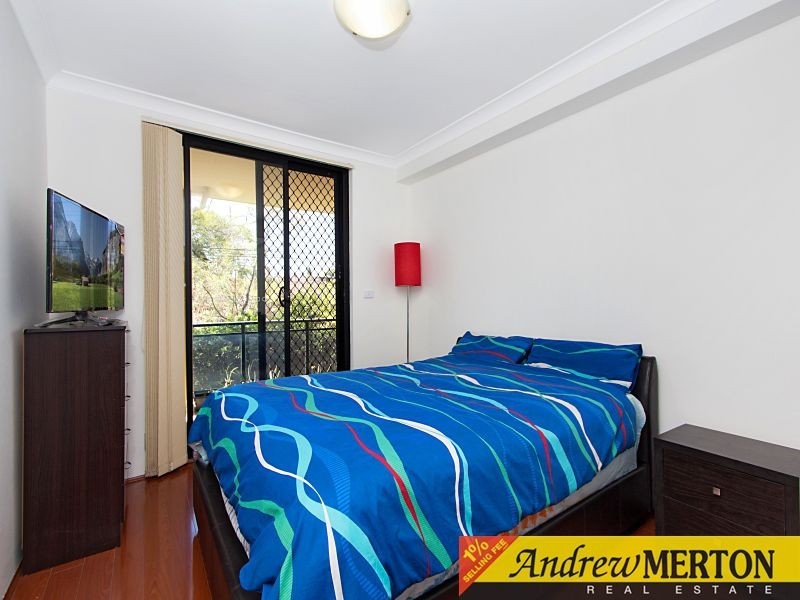 2/9 Griffiths Street, Blacktown NSW 2148