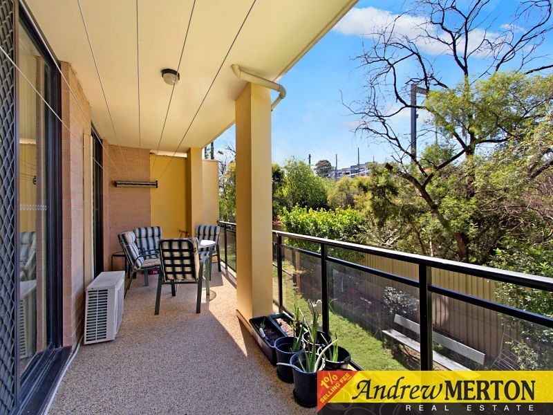 2/9 Griffiths Street, Blacktown NSW 2148