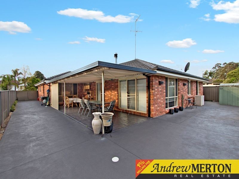 25 Manorhouse Boulevard, Quakers Hill NSW 2763