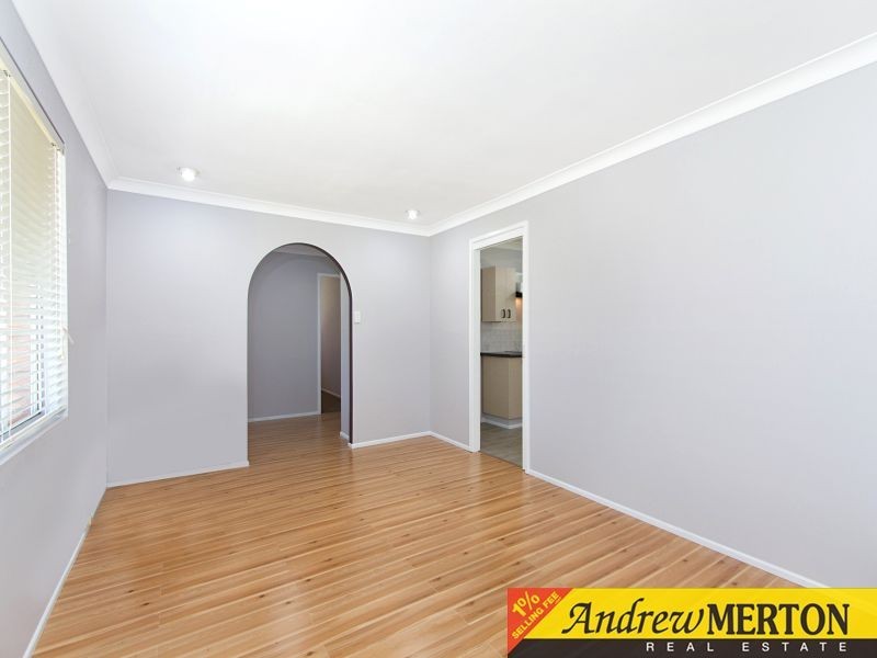 18 Munmora Place, Oxley Park NSW 2760