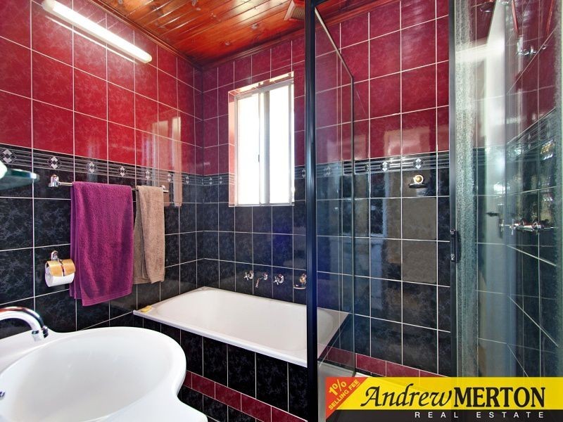 18 Munmora Place, Oxley Park NSW 2760