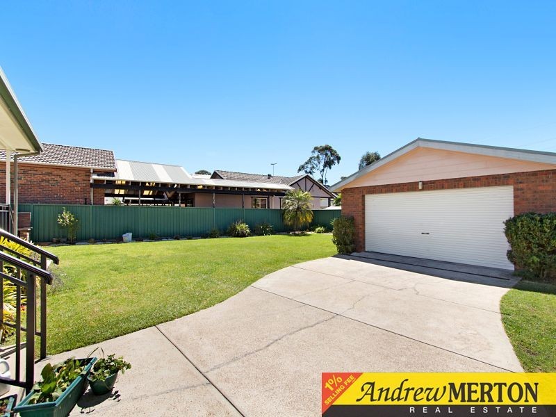 18 Munmora Place, Oxley Park NSW 2760