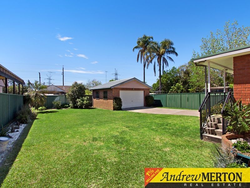 18 Munmora Place, Oxley Park NSW 2760