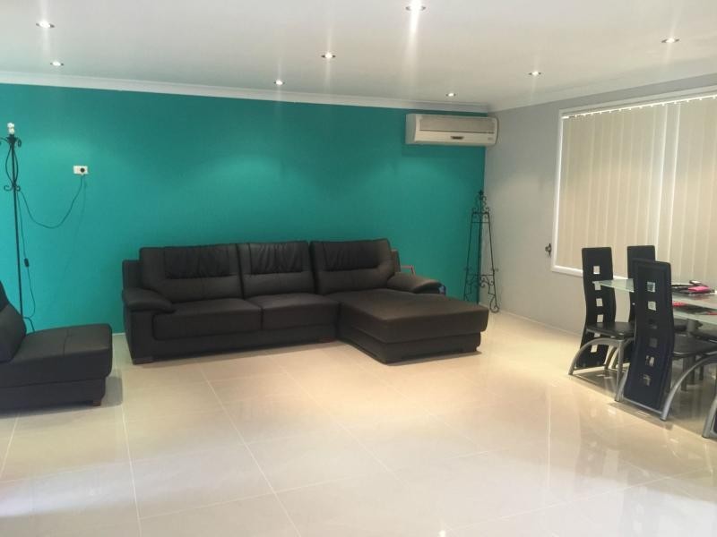 13 Cummings Crescent, Quakers Hill NSW 2763