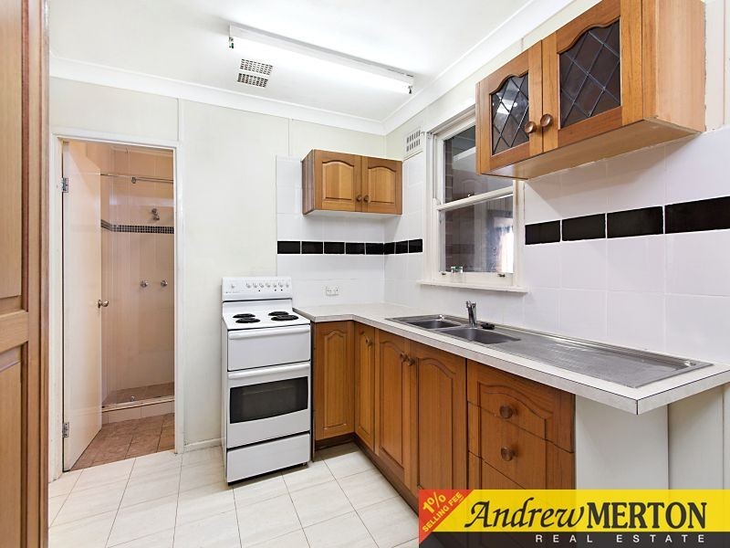 19 Hilltop Avenue, Blacktown NSW 2148