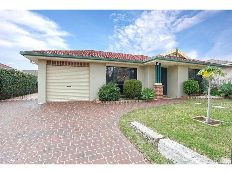19 Muirfield Crescent, Glenmore Park NSW 2745