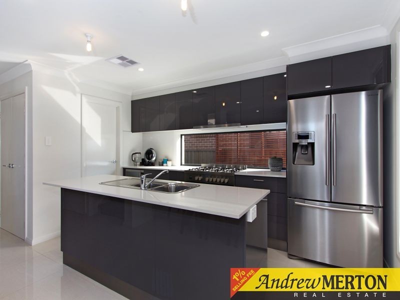 18 Ivory Curl Street, Gregory Hills NSW 2557