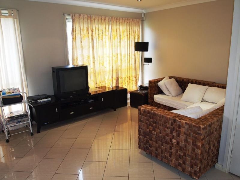 2/115 Hartington Street, Rooty Hill NSW 2766