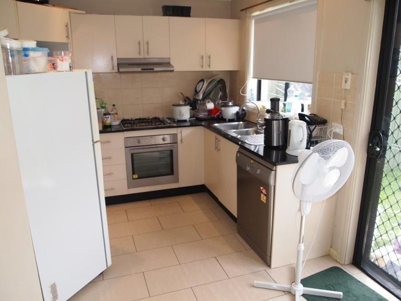 2/115 Hartington Street, Rooty Hill NSW 2766