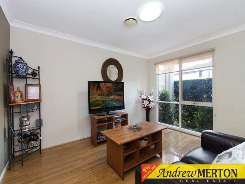 77 Tree Top Circuit, Quakers Hill NSW 2763