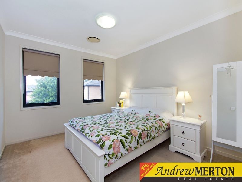 77 Tree Top Circuit, Quakers Hill NSW 2763