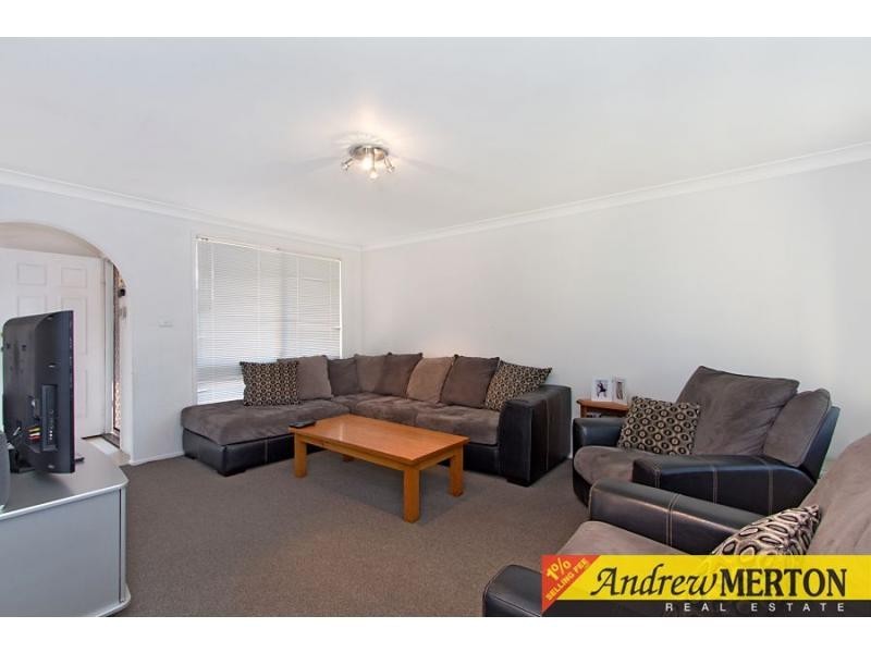 48 Torrance Crescent, Quakers Hill NSW 2763