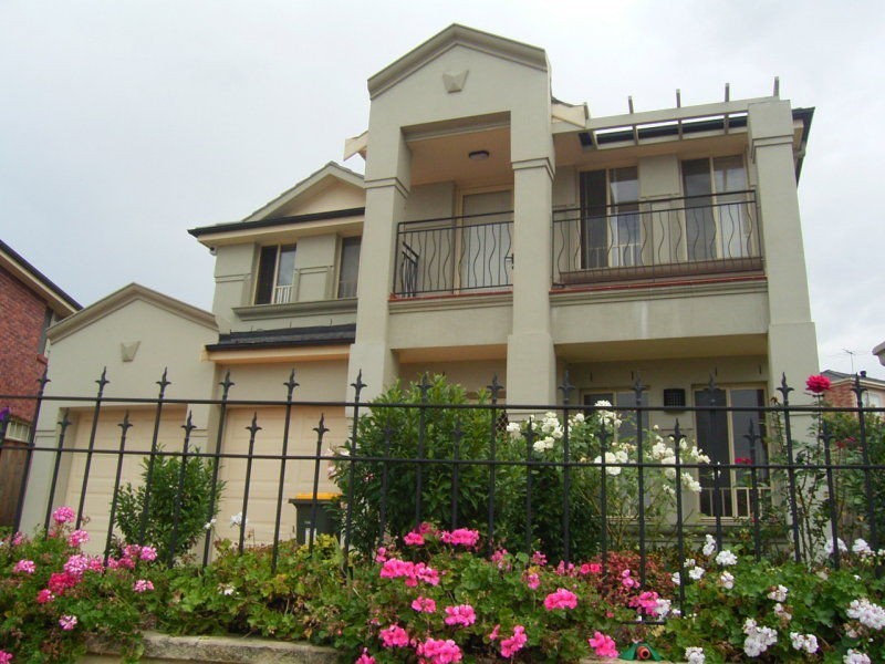 19 Garnet Grove, Glenwood NSW 2768