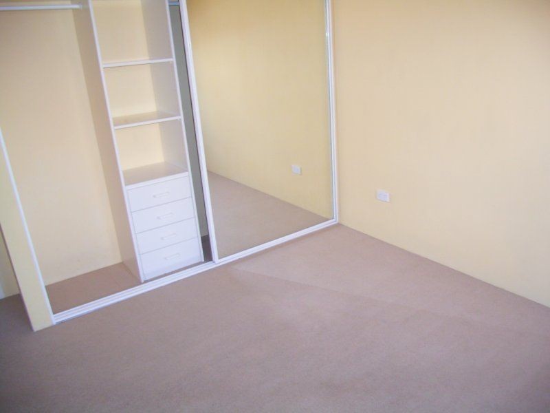 Unit 2/L503-507 Wentworth Avenue, Toongabbie NSW 2146