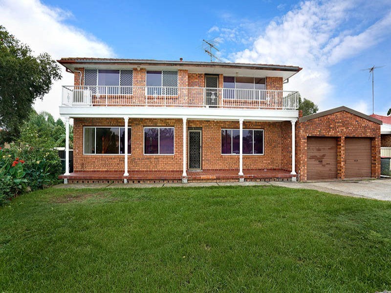 35 Lovegrove Drive, Quakers Hill NSW 2763