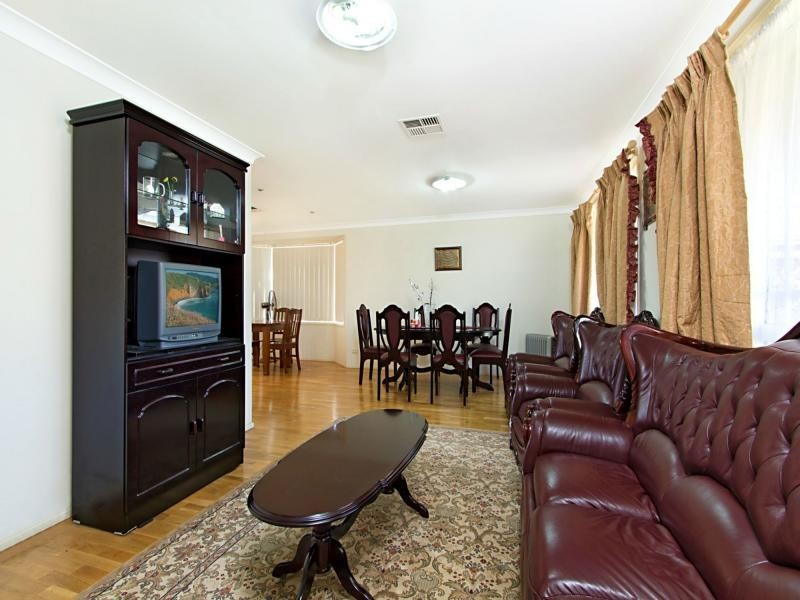 24 Sophie Street, Glenwood NSW 2768