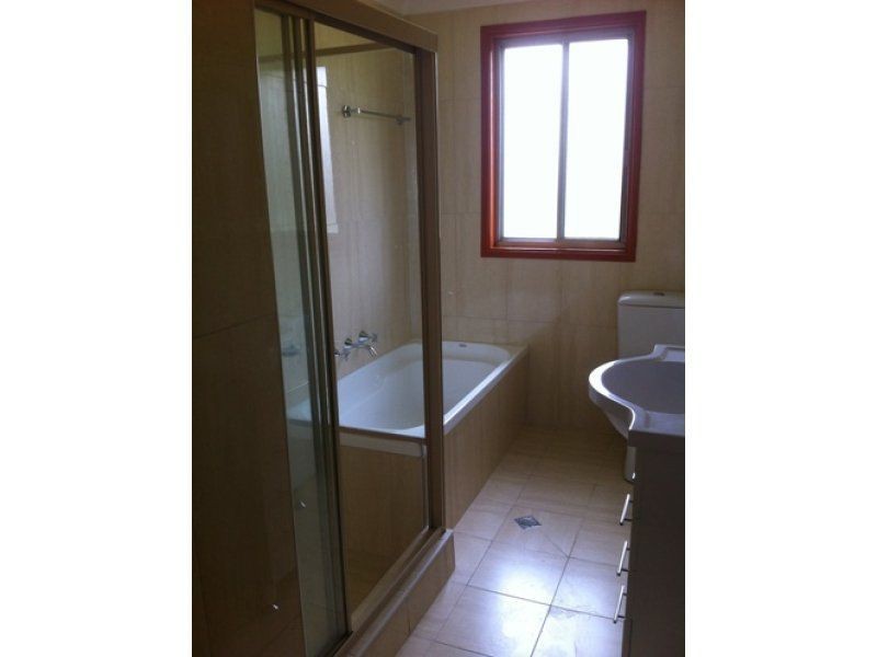 24 Medlow Street, Quakers Hill NSW 2763