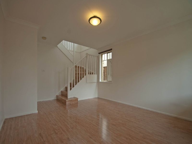 8 Cherrywood Street, Glenwood NSW 2768