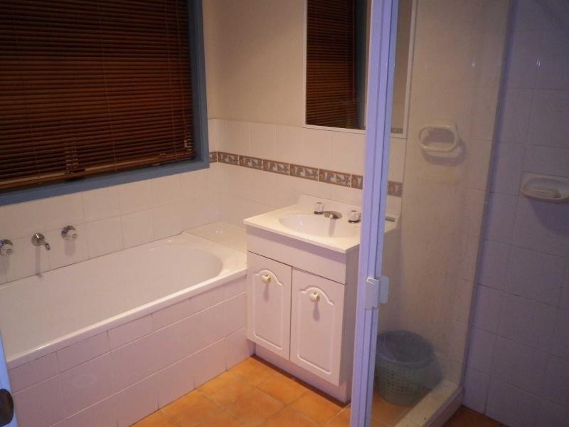 27 Brendan Place, Quakers Hill NSW 2763