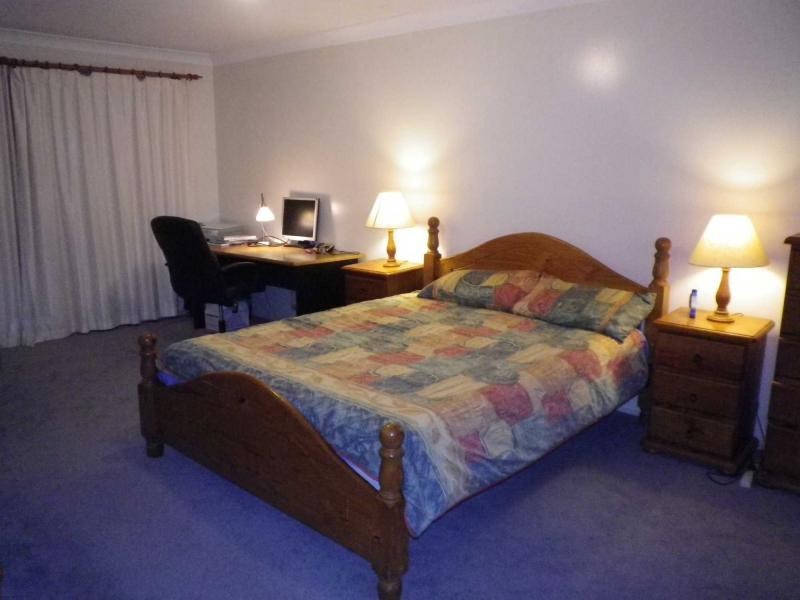 27 Brendan Place, Quakers Hill NSW 2763