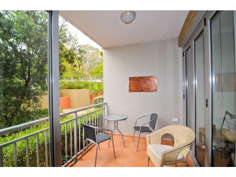 7/22-24A Parkside Lane, Westmead NSW 2145