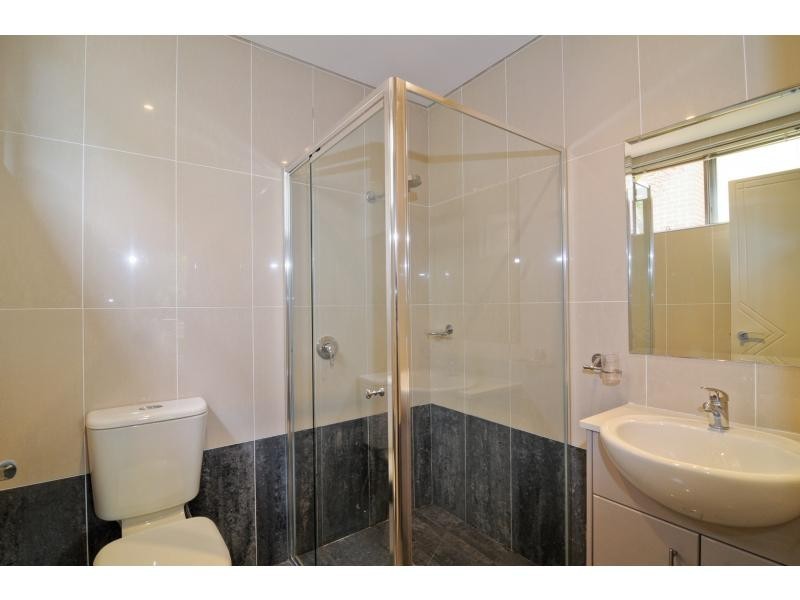 7/22-24A Parkside Lane, Westmead NSW 2145