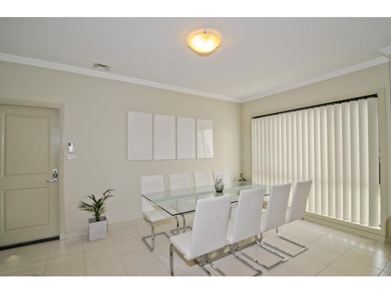 31 Folkestone Terrace, Stanhope Gardens NSW 2768