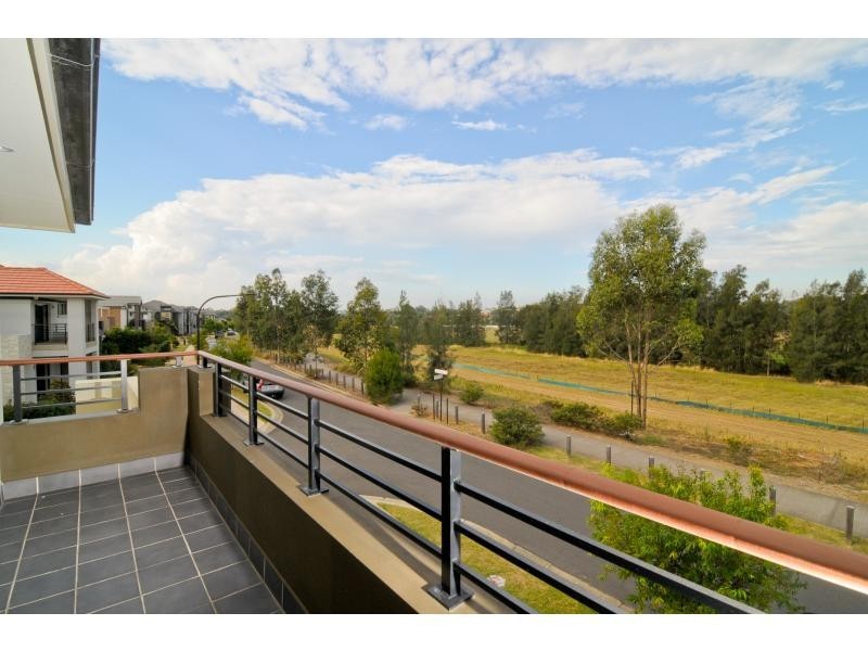 31 Folkestone Terrace, Stanhope Gardens NSW 2768