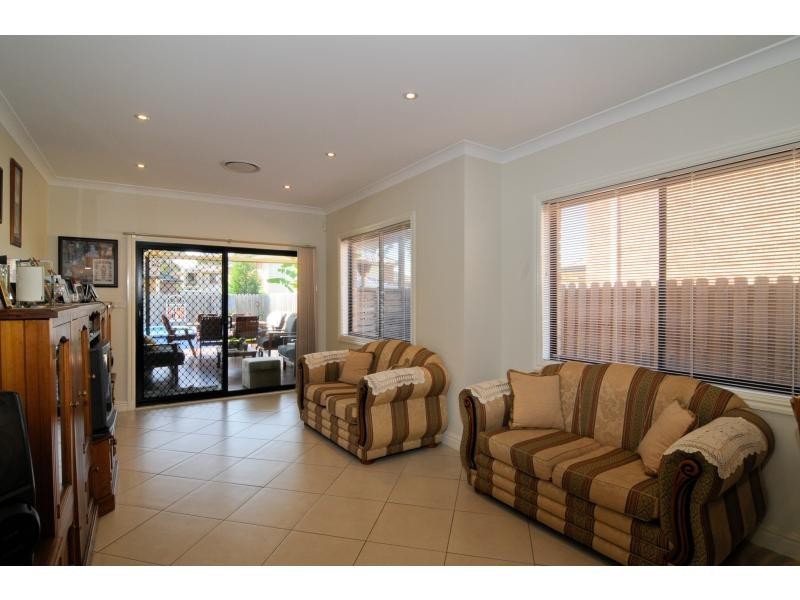 22 Bonaccordo Road, Quakers Hill NSW 2763