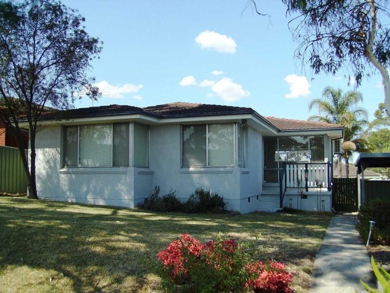 34 Elsom Street, Kings Langley NSW 2147