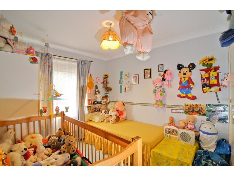 8 Cummings Crescent, Quakers Hill NSW 2763