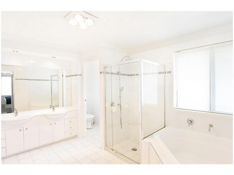 4 Trinity Avenue, Kellyville NSW 2155