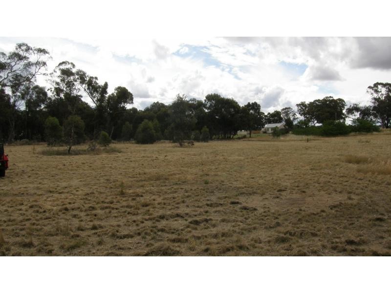 10 Emu Road, Emu VIC 3475