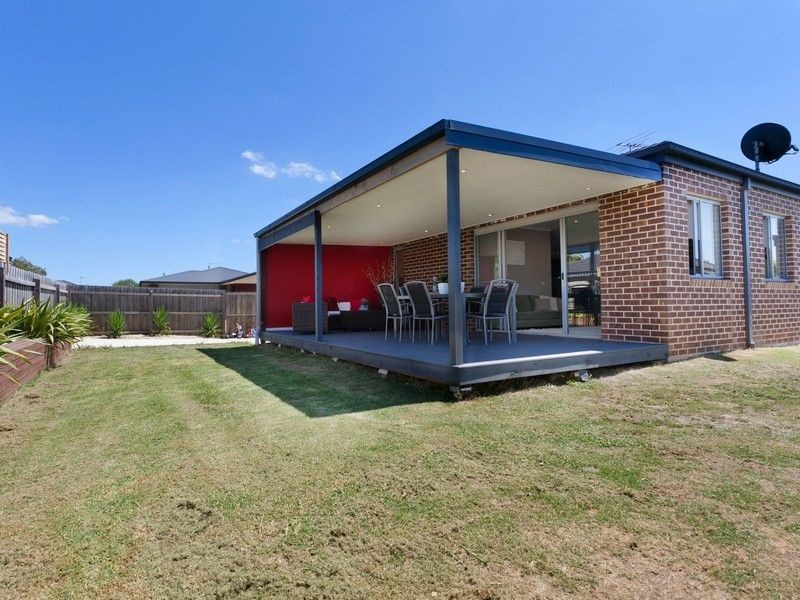 16 Elle Way, Tyabb VIC 3913