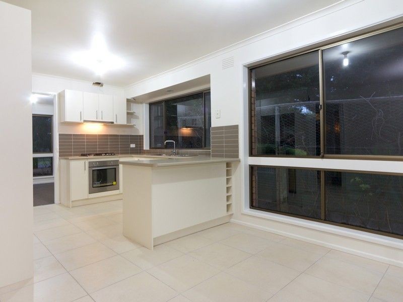 9 Buckley Street, Safety Beach VIC 3936