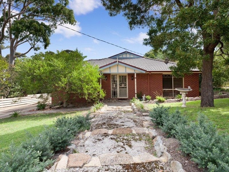 11 Paramount Crescent, Mount Martha VIC 3934