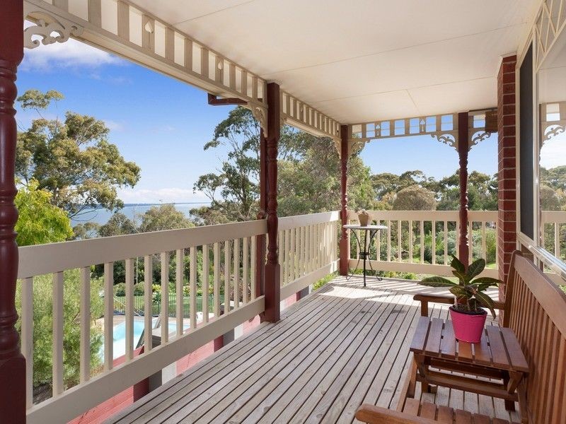 11 Paramount Crescent, Mount Martha VIC 3934
