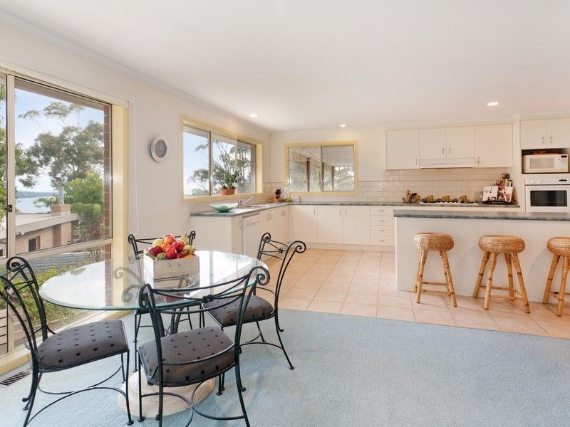 11 Paramount Crescent, Mount Martha VIC 3934