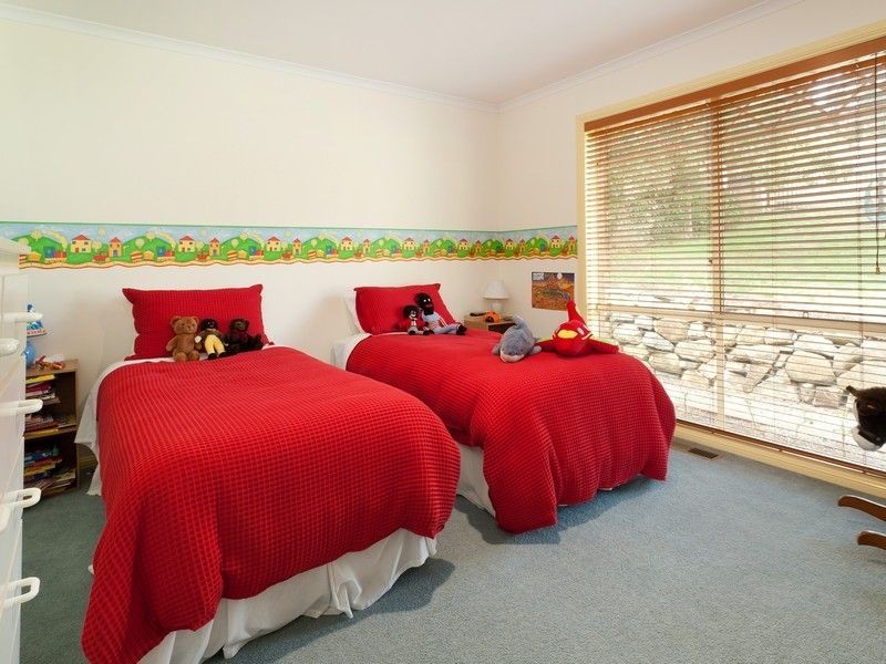 11 Paramount Crescent, Mount Martha VIC 3934