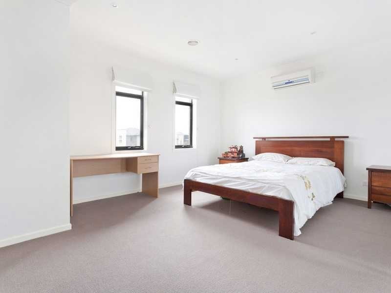 34 Evergreen Boulevard, Clayton South VIC 3169