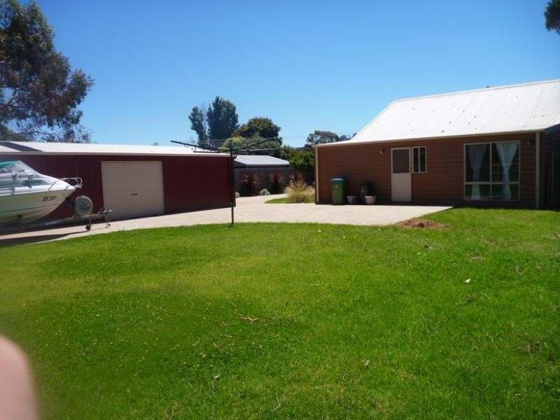 26 Davies Street, Safety Beach VIC 3936