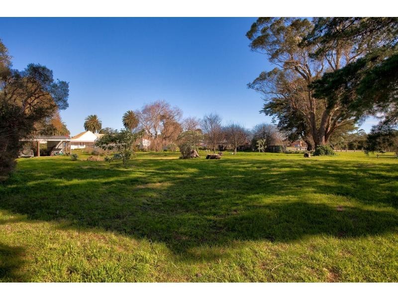 129-135 South Gippsland Highway, Tooradin VIC 3980