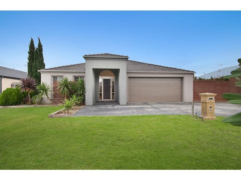 21 Lynn Close, Mornington VIC 3931