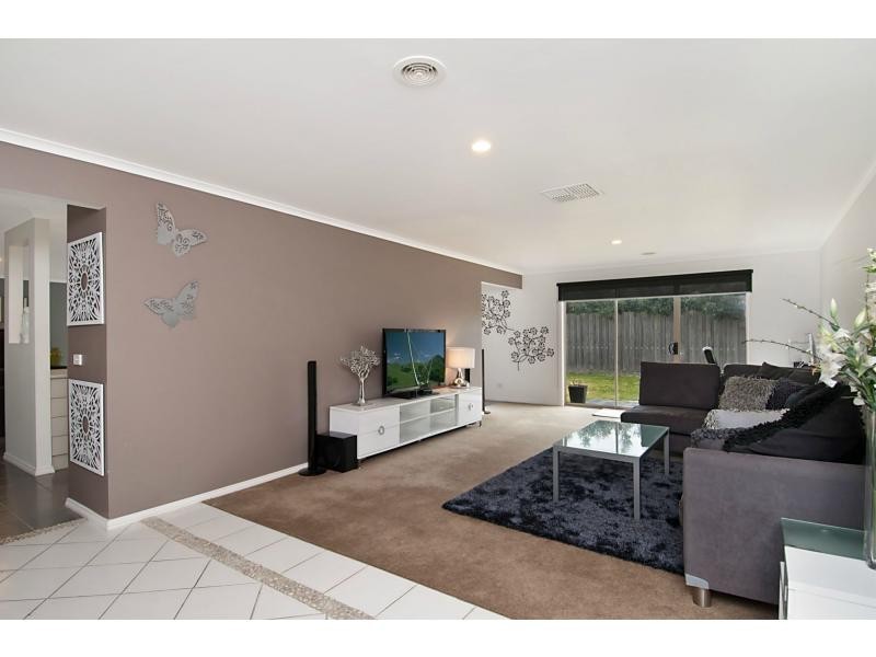 21 Lynn Close, Mornington VIC 3931